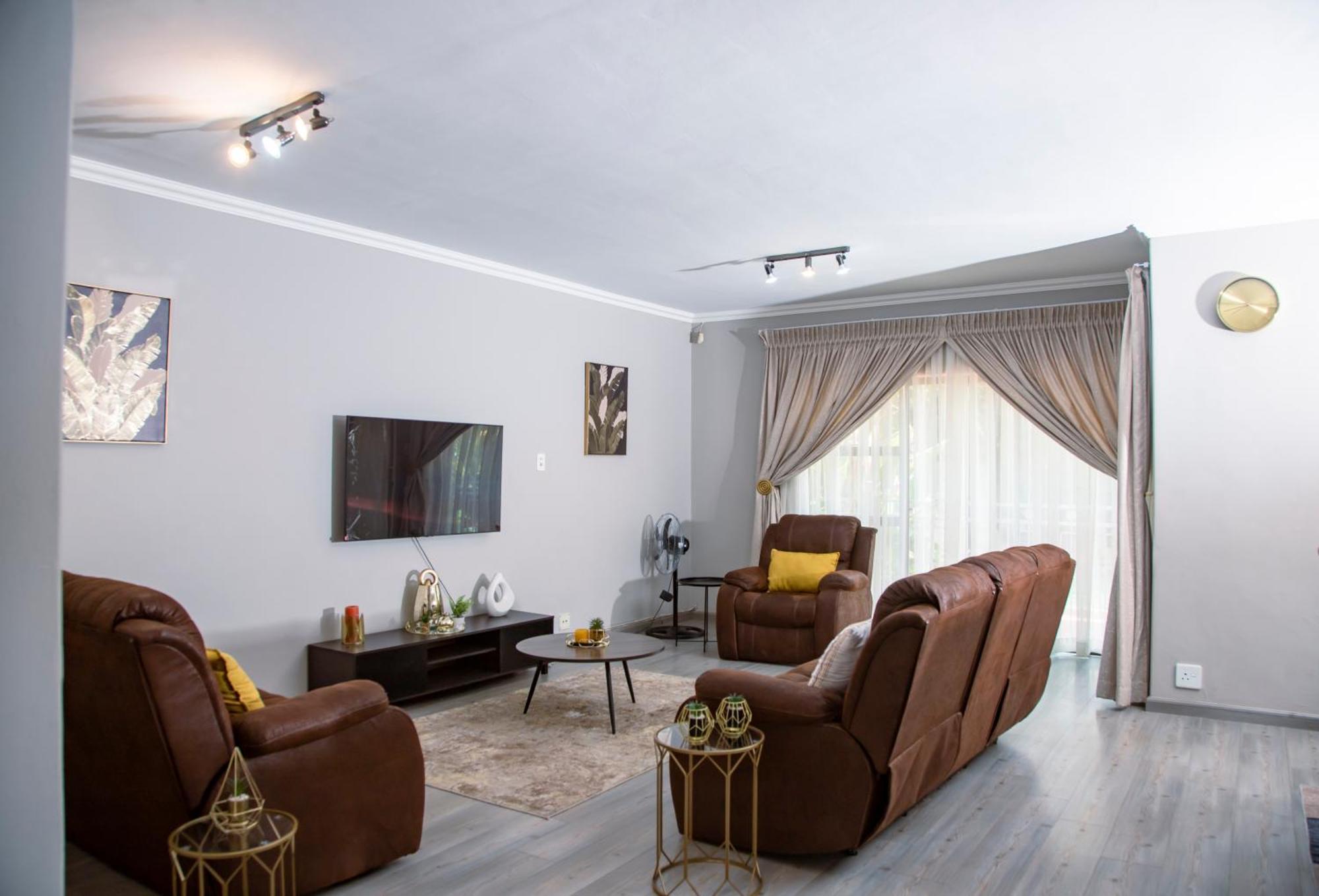 The Hide Out - Home Away From Home Johannesburg Esterno foto