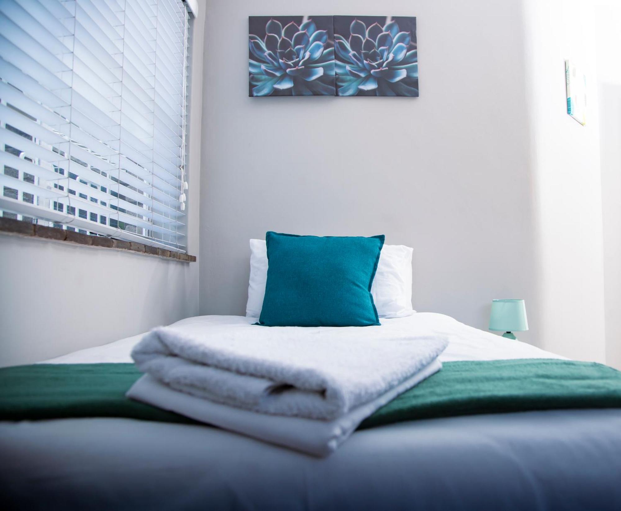The Hide Out - Home Away From Home Johannesburg Esterno foto