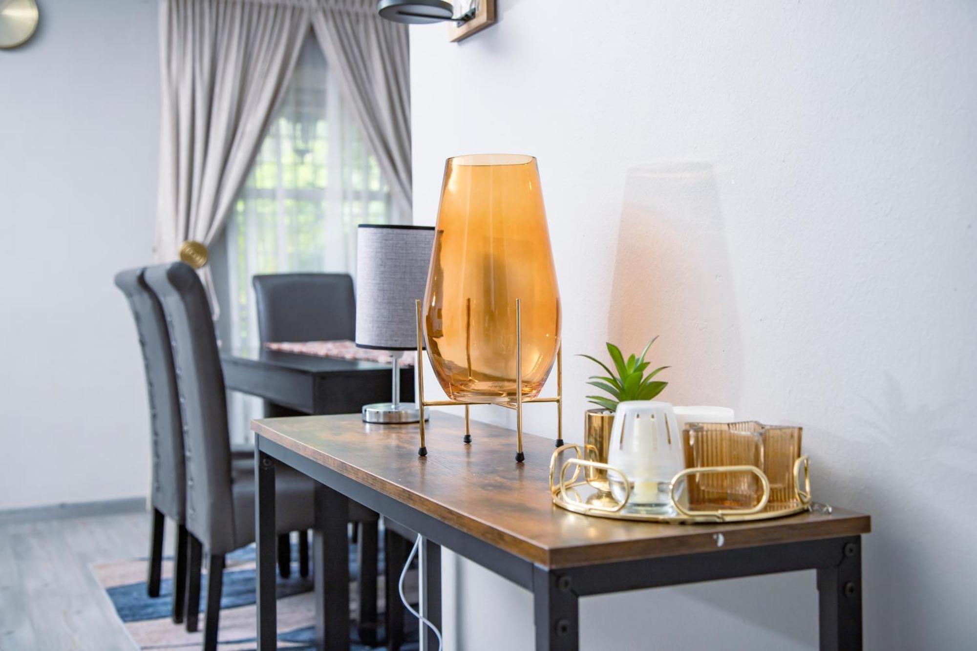 The Hide Out - Home Away From Home Johannesburg Esterno foto